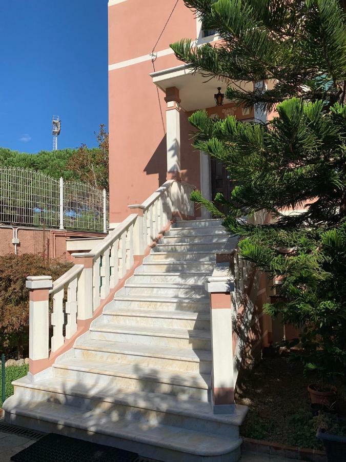 Resort Villa Rosa Maria Savona Luaran gambar